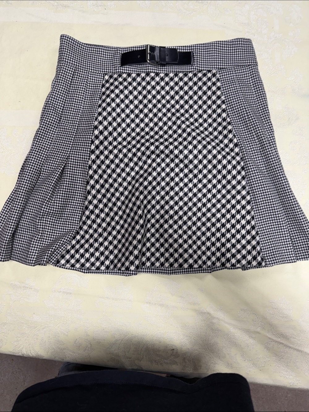 Zara Black and White Houndstooth Circle Skirt with Belt